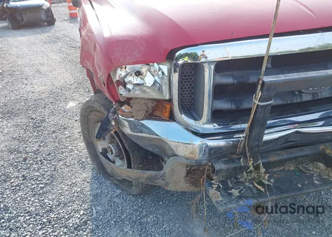 2001 Ford F-250 Lariat/Xl/Xlt из США, поврежденный, VIN 1FTNX21S81EA26959